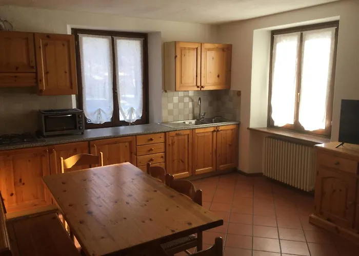 Casa Dolonne - A Un Passo Dallo Sci Courmayeur